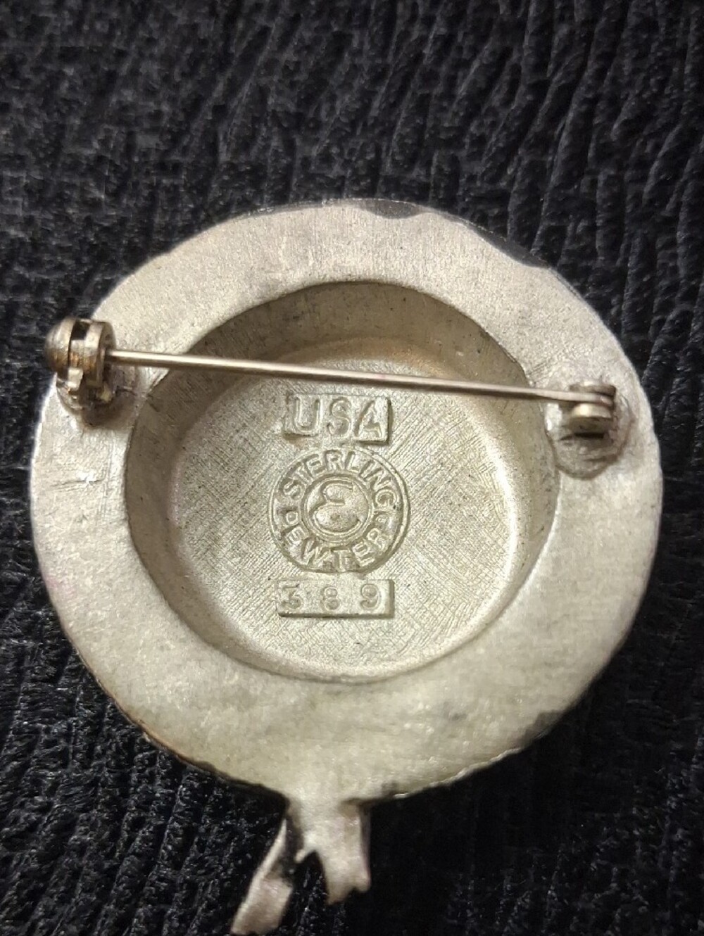 Sterling Pewter Silver Straw Hat Brooch with Bow - Silver Women's Jewelry - Picture 3 of 4